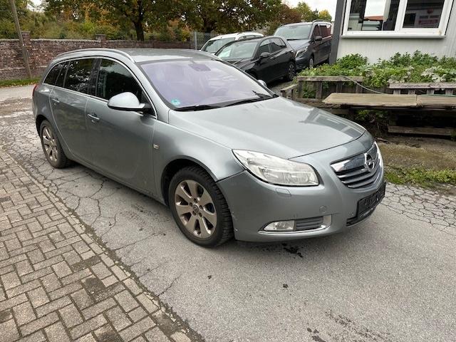 Opel Insignia 2012 — interior