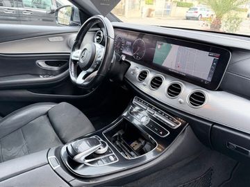 Mercedes E 300 - 6