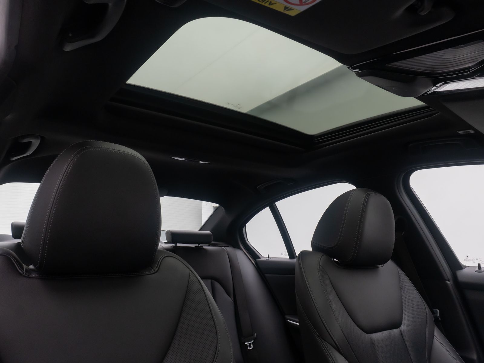 Fahrzeugabbildung BMW 320d xD Luxury Line GSD Kamera HiFi Alarm Sport
