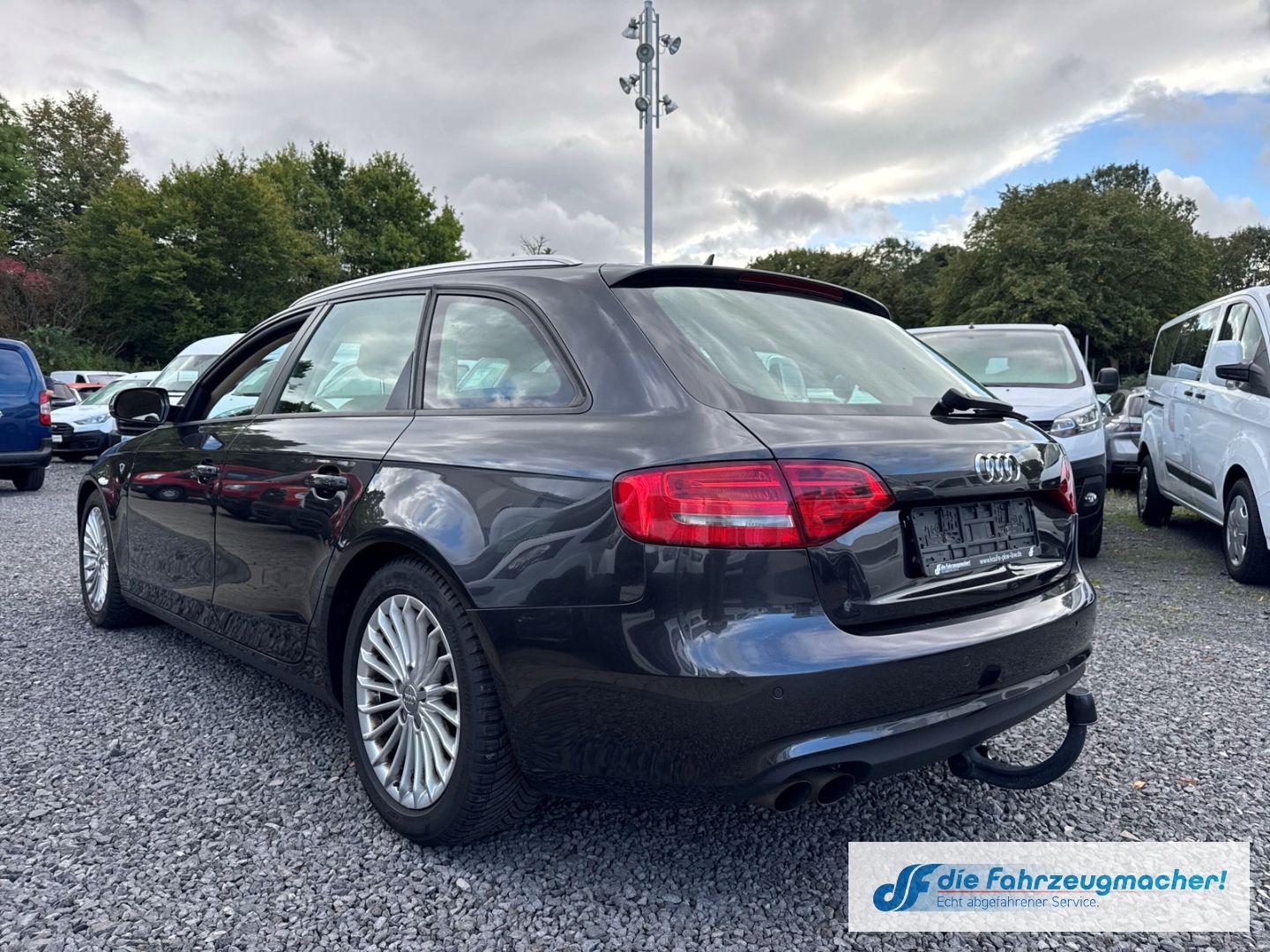 Fahrzeugabbildung Audi A4 Avant Ambition 2.0 TDI DPF AHK Navi Leder *EX