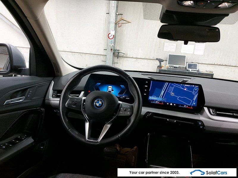 BMW iX2 xDrive30 LED LC-Pro Navi-Pro KeylessGo Came imagem 3
