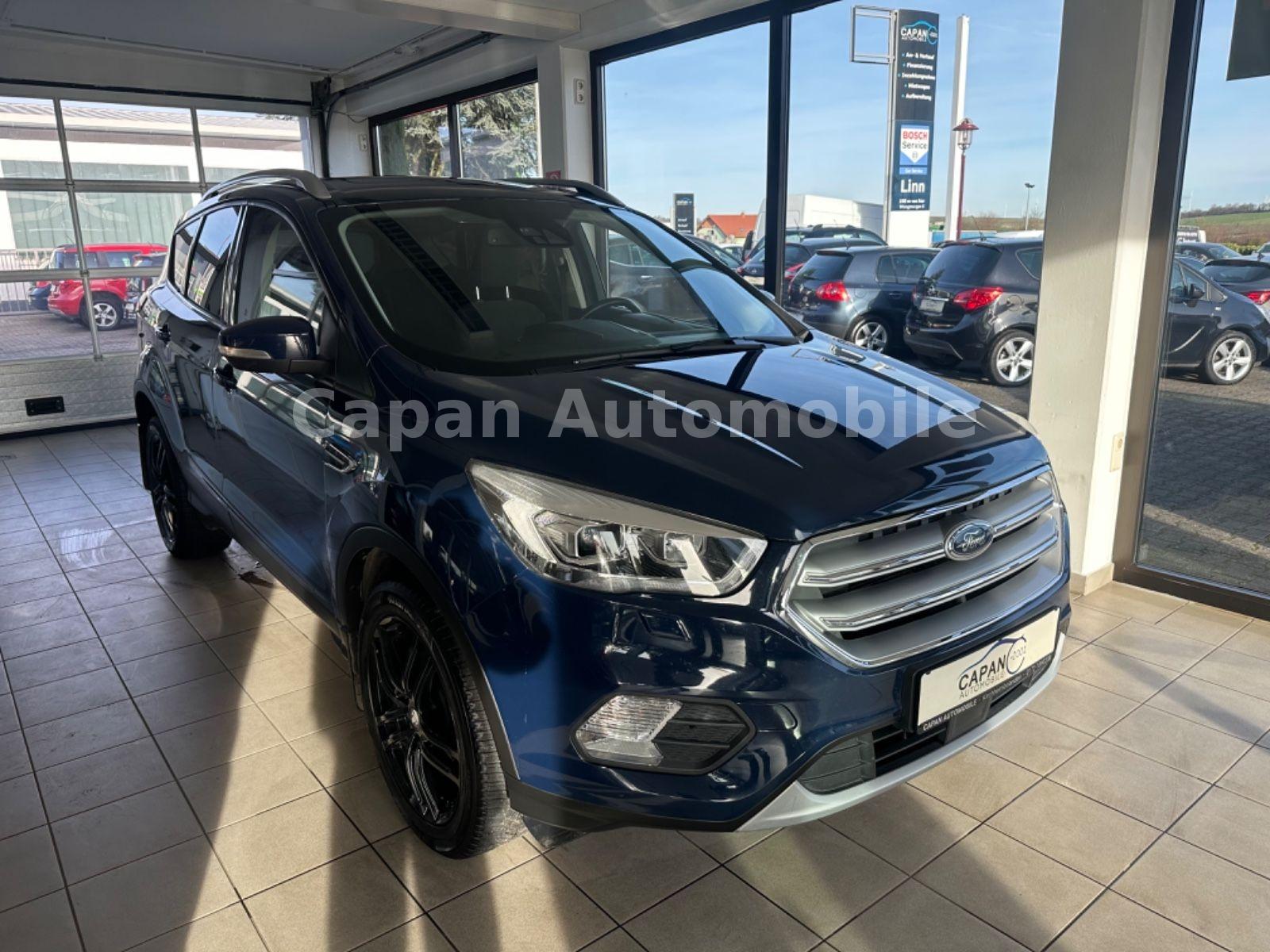 Ford Kuga Cool & Connect Scheckheft/Panorama/Xenon/E6