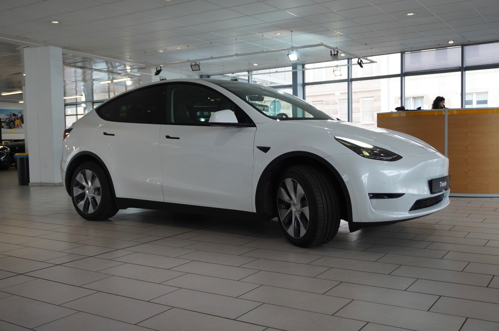 Tesla Model Y LONGRANGE DUAL-MOTOR NAVI LED KAMERA DAB foto 7