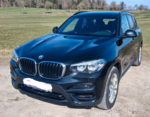 BMW X3 xDrive20d AT -