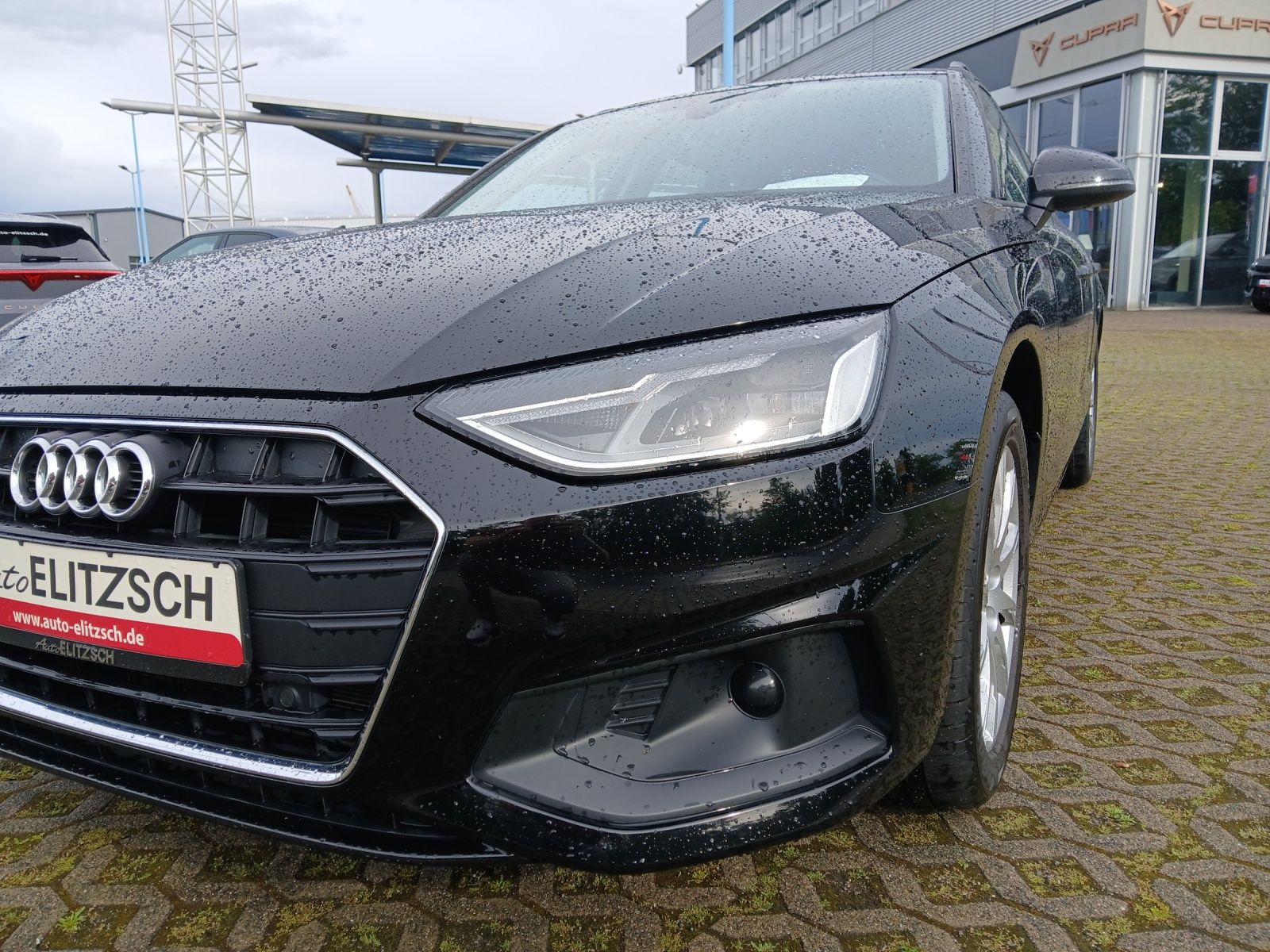Fahrzeugabbildung Audi A4 Avant 40 TDI basis S-tronic Navi GRA PDC SH L