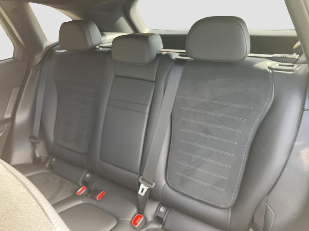 Fahrzeugabbildung Mercedes-Benz GLC 300 d 4M AMG*AHZV*LED*KAMERA*DISTR*MEMORY*