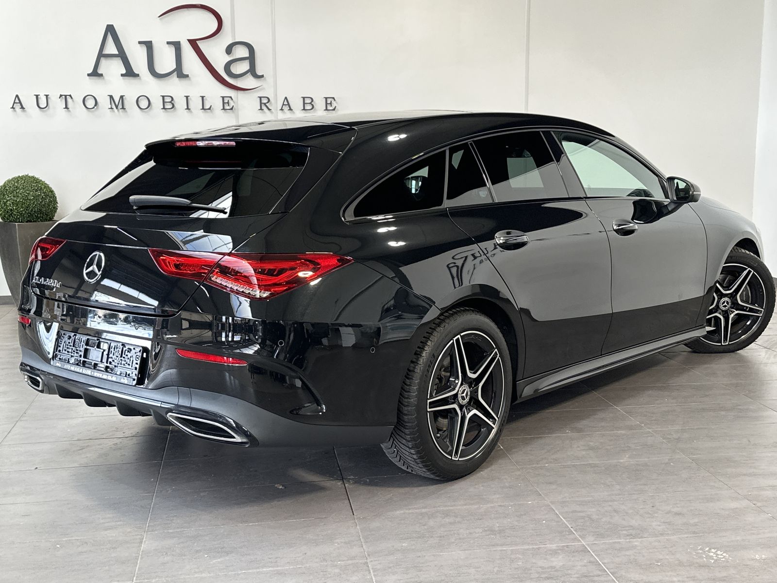 Fahrzeugabbildung Mercedes-Benz CLA 220d Shooting Brake AMG NAV+LED+PANO+360°