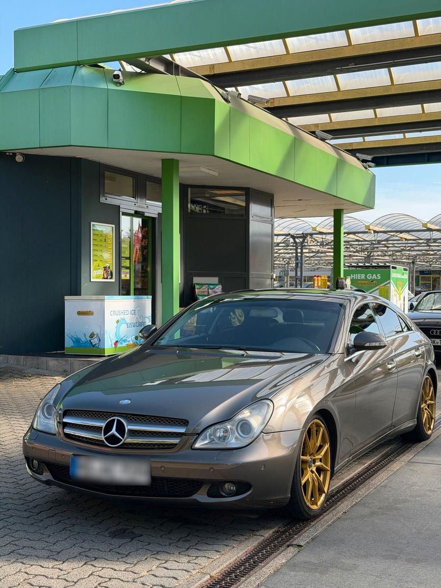 Mercedes-Benz CLS 320