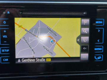 Toyota Auris Touring Sports Com.*Klimaau*AHK*SHZ*Kamer*