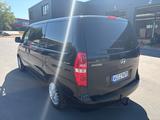 Hyundai H-1 Leder, Klima, 8 Sitze, TÜV 28, Ölservice - Hyundai H-1: L2h1