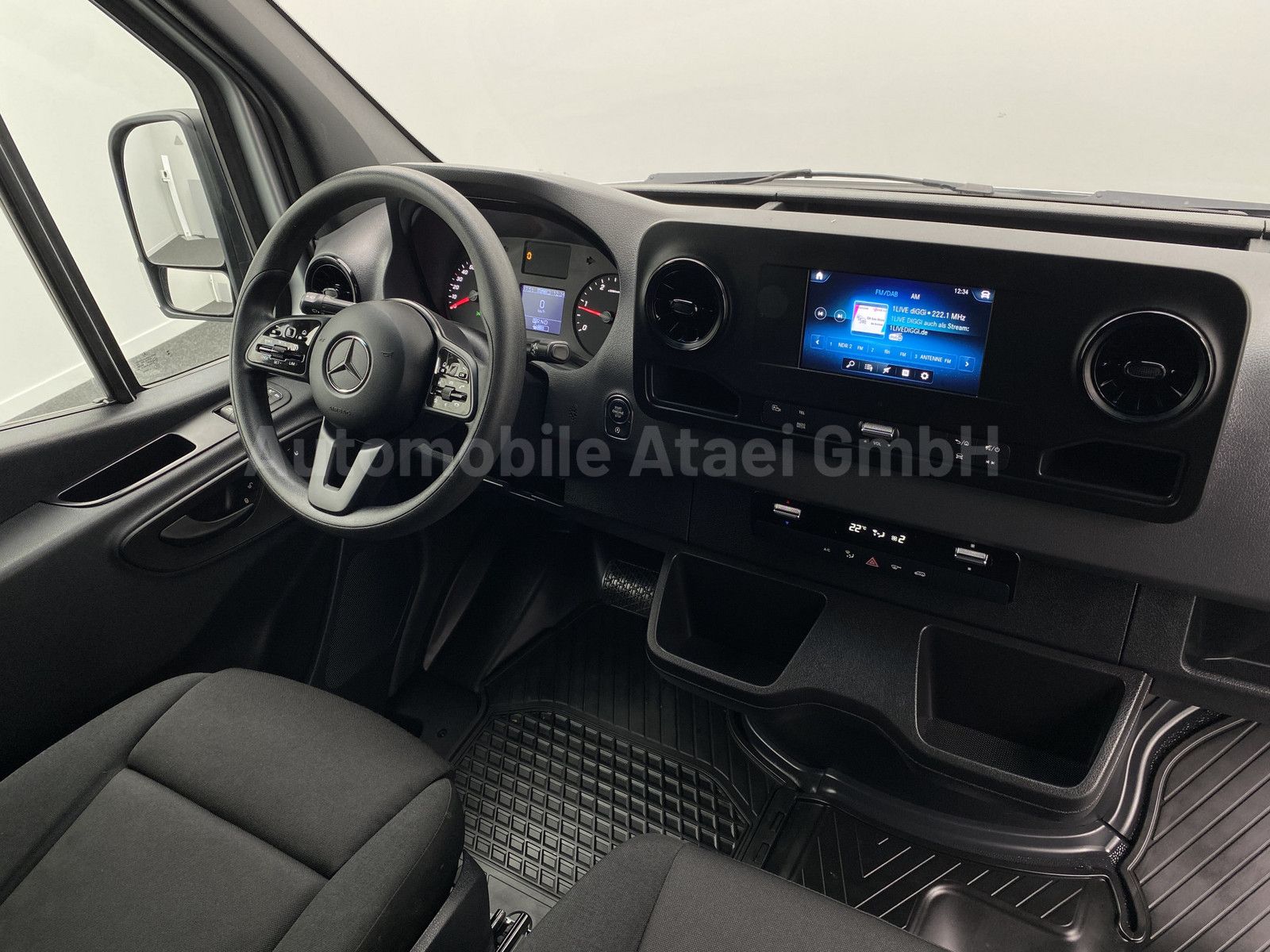 Fahrzeugabbildung Mercedes-Benz Sprinter 317 Automatik MAXI+ AHK 3,5t (0800)