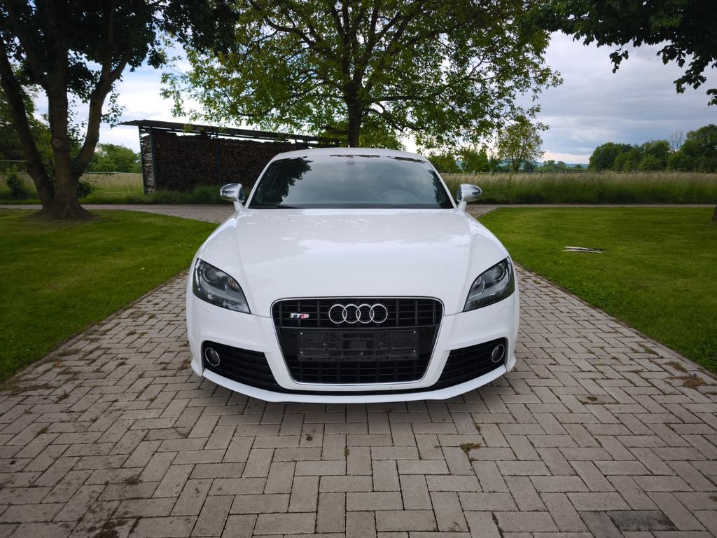 Audi TTS