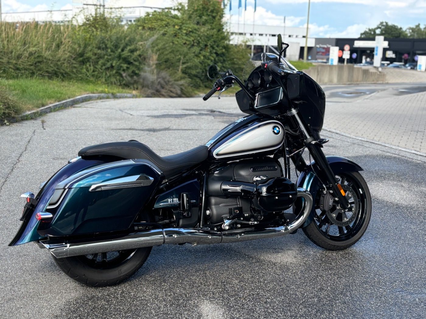 Fahrzeugabbildung BMW R 18 Bagger Marshall Gold Series