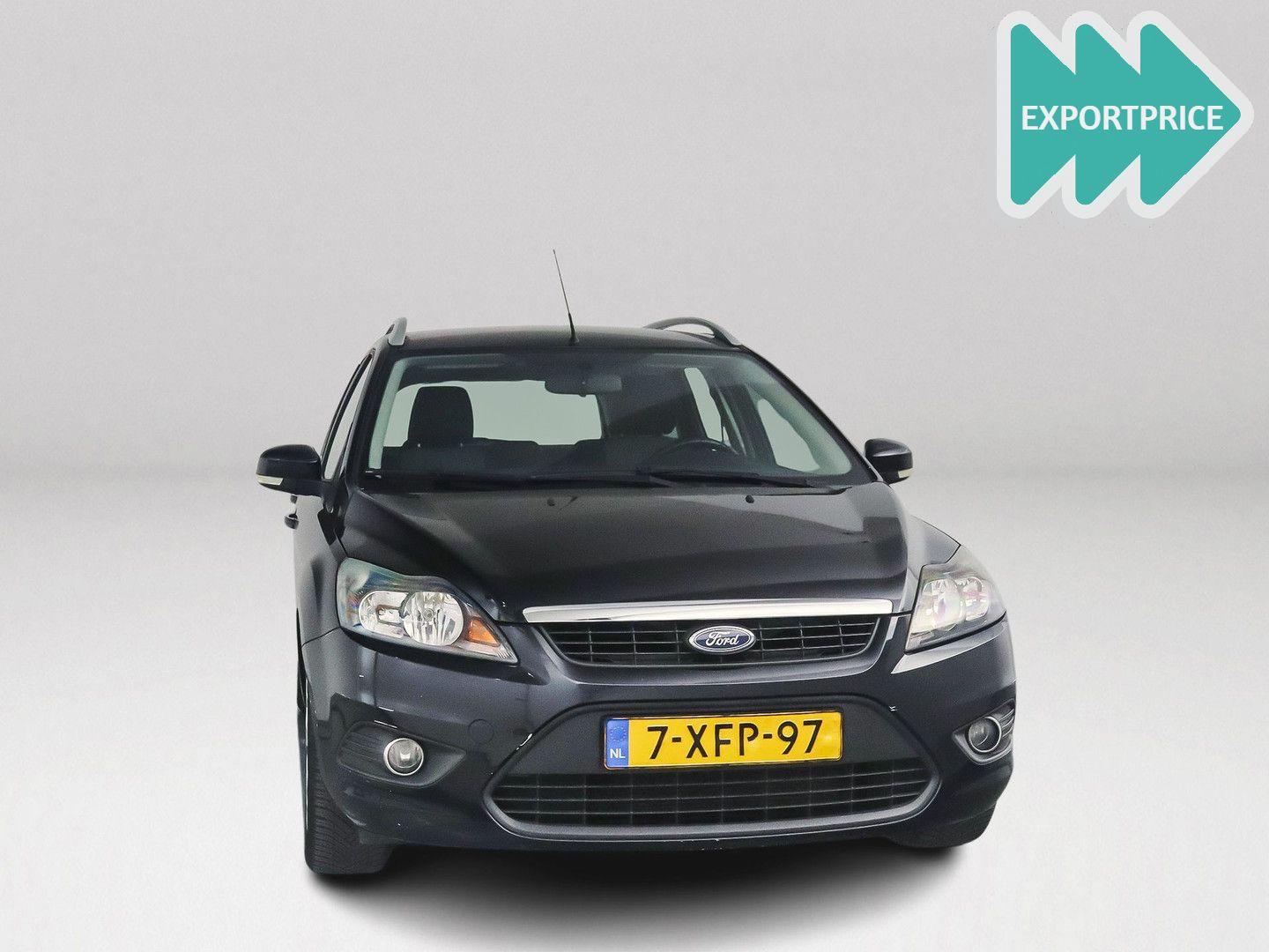 Ford Focus 2009 — photo 9
