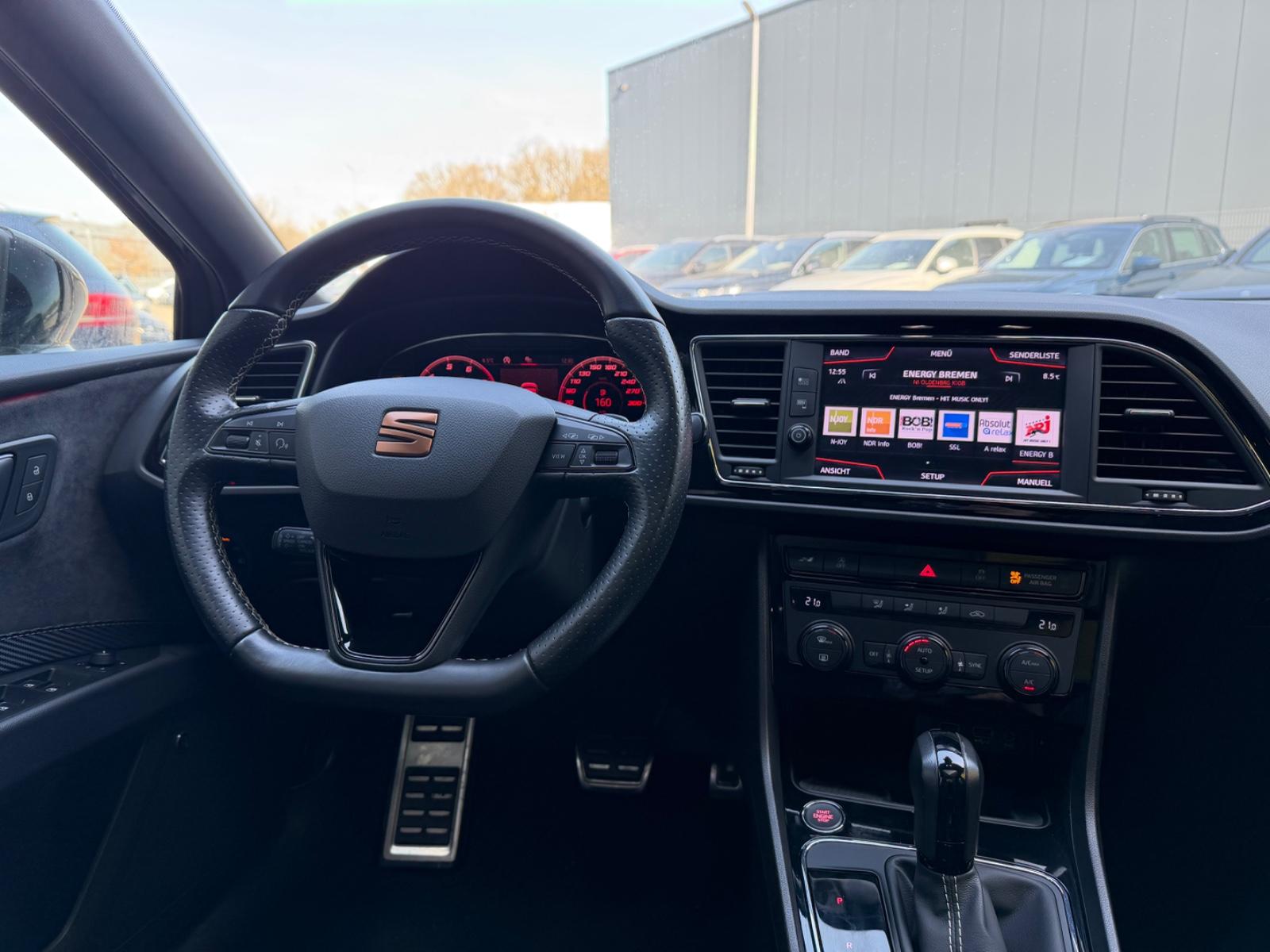SEAT Leon ST Cupra 300 4Drive LEDER/NAVI/PANO/SHZ/AHK, миниатюра 17