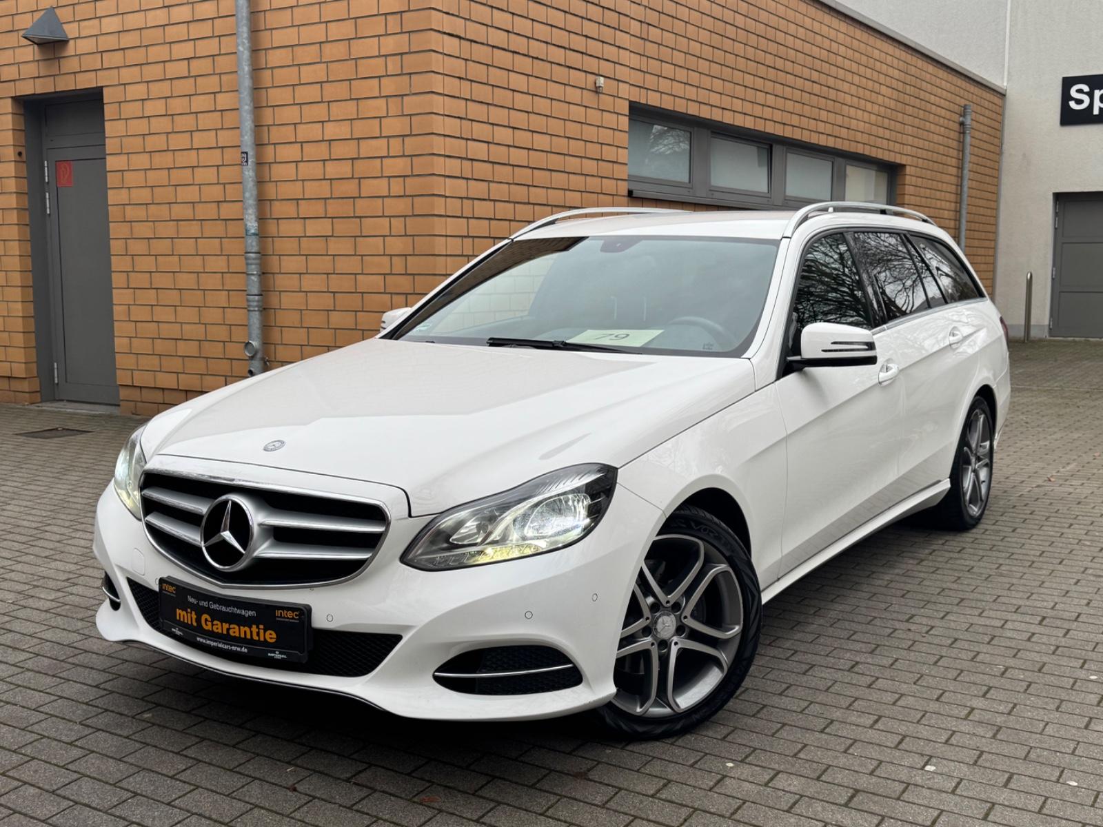 Mercedes-Benz E 200 CGI BlueEfficiency T-Modell/XENON/MEMORY-S