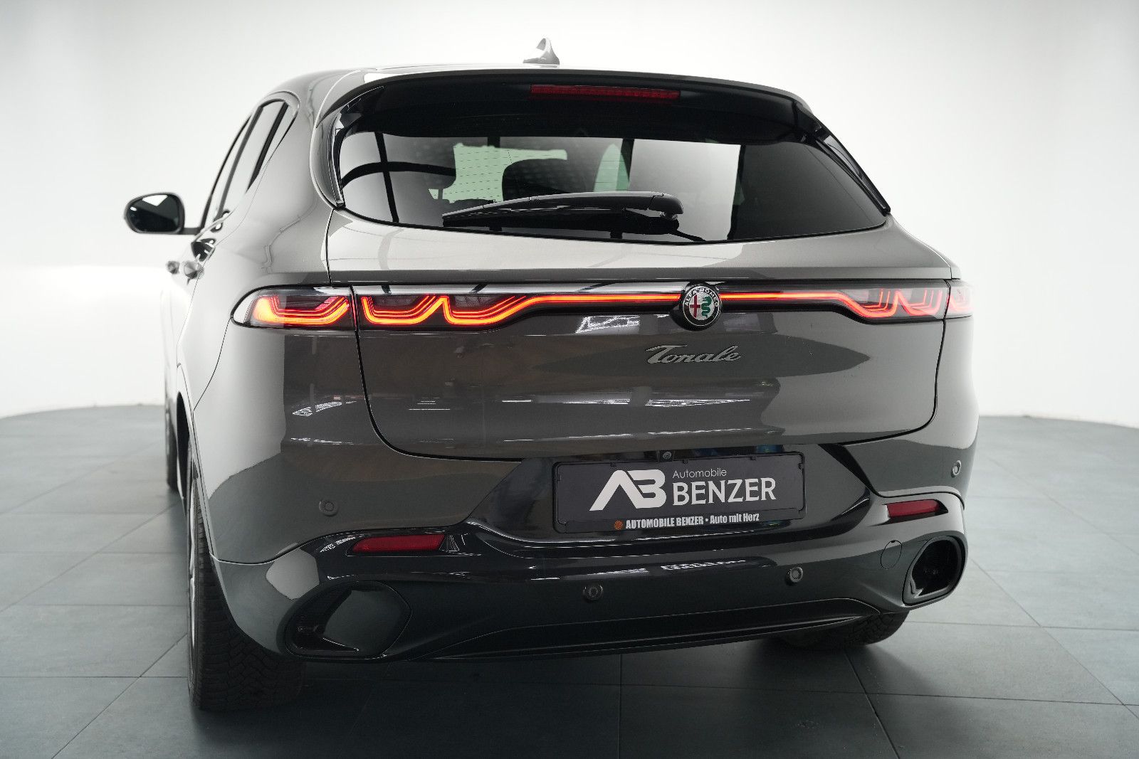 Fahrzeugabbildung Alfa Romeo Tonale Edizione Speciale *Ambiente*Kamera*ACC*