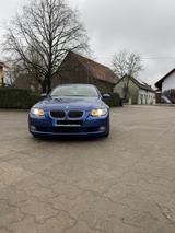 BMW e92  330i - BMW 330 aus 2008: 330i