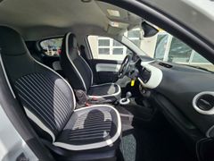 Fahrzeugabbildung Twingo Intens 0.9 TCe 90 EDC  Rückfahrkamera FAC