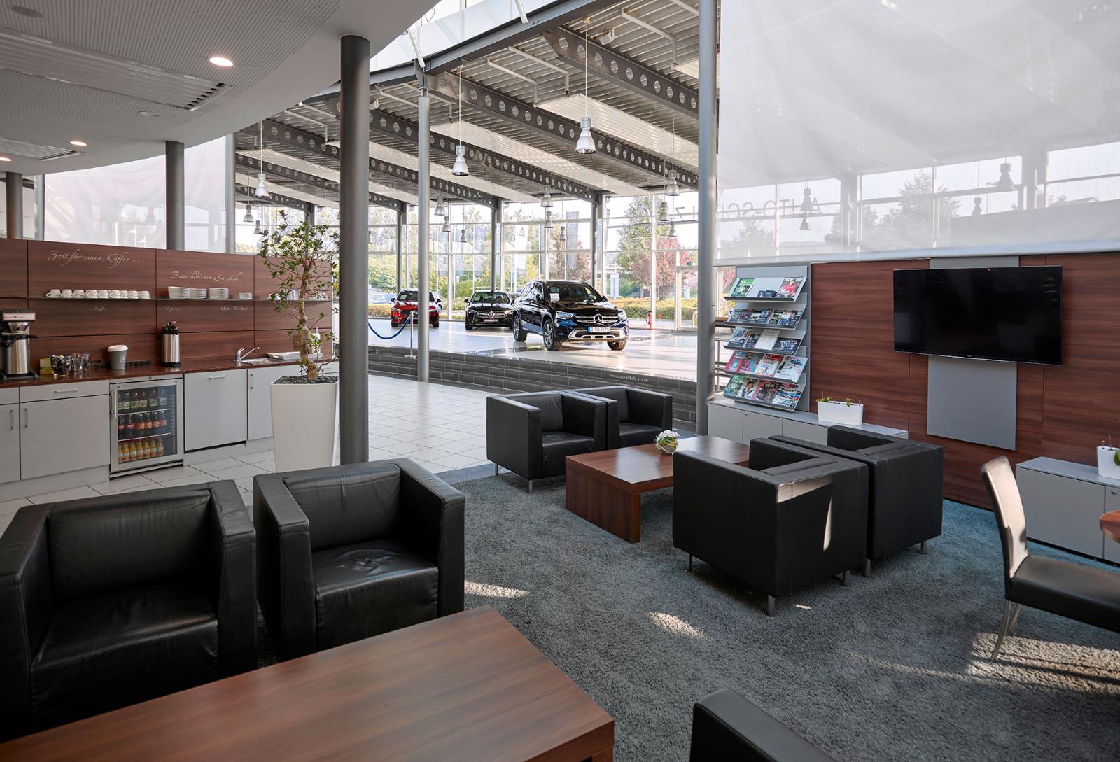 showroom-image-main