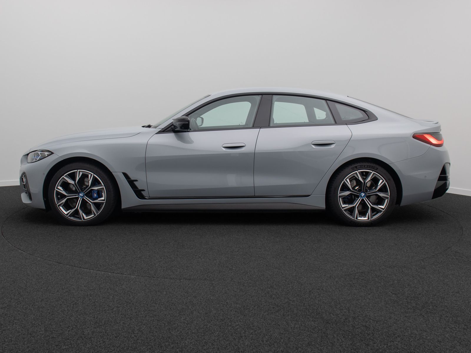 Fahrzeugabbildung BMW i4 M50 Gran Coupe 360&deg; HiFi HUD Laser DAB 19Zoll