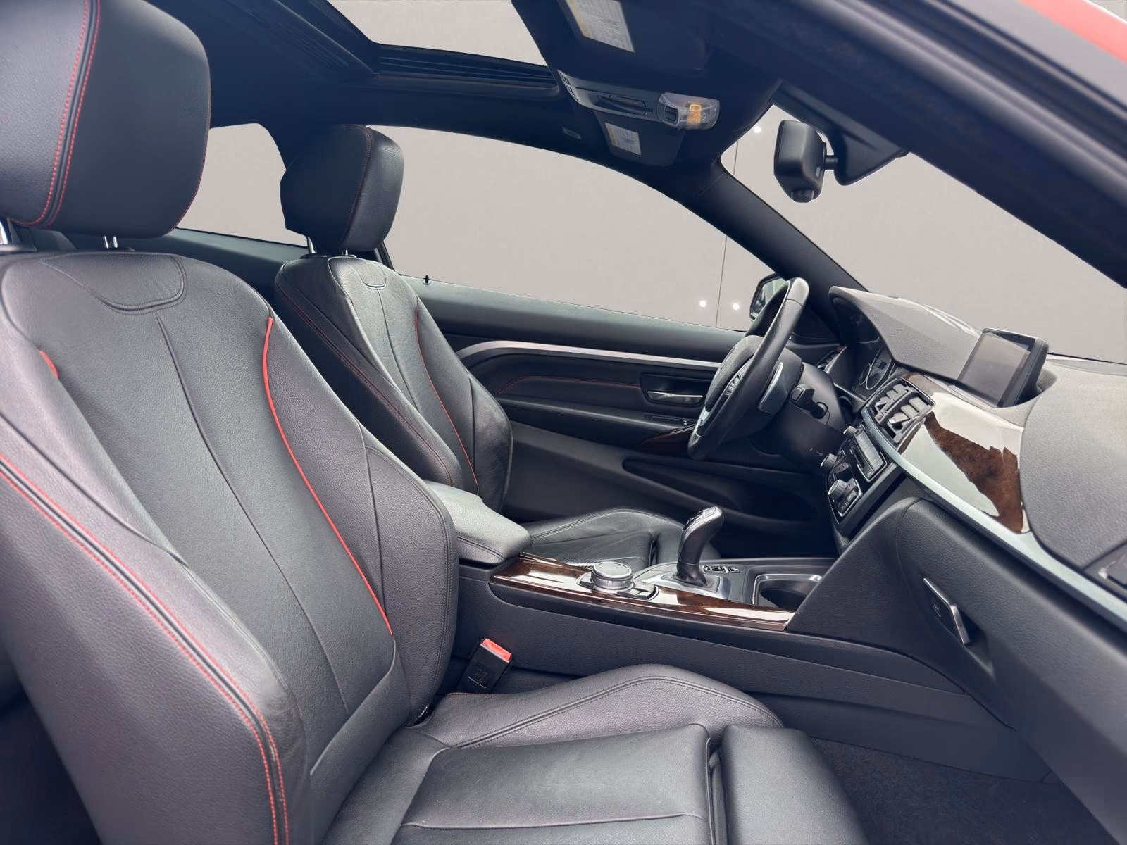 BMW 428i Coupé M Sport 245 ch BVA / Toit ouvrant / Affichage tête haute / Cuir Dakota / Sièges électriques à mémoire
