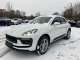 Porsche Macan Turbo *PDK*PSM*PDLS*RACE-TEX*KAM*SHZ*TEMP*