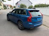 Volvo XC90 T6 AWD Geartronic R-Design |310 PS| 1. Hand - blaue Volvo XC90