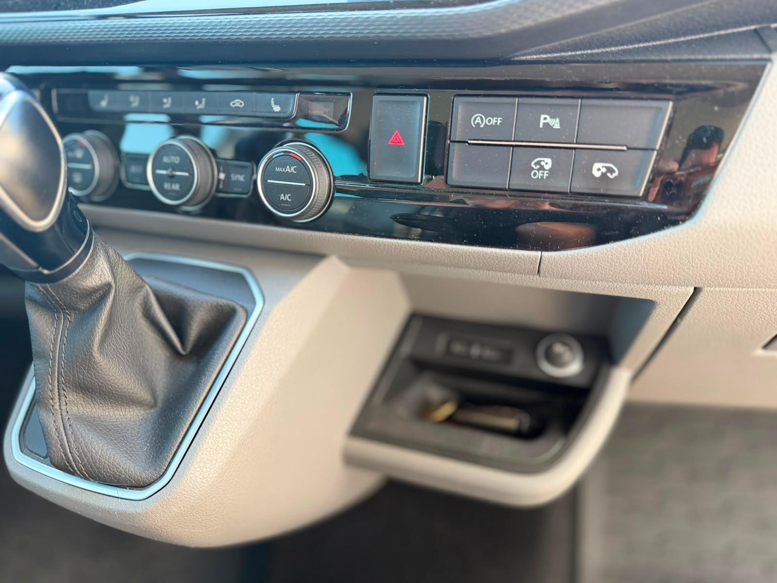Volkswagen T6 .1 Caravelle lang Highline