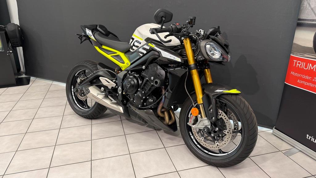 Triumph STREET TRIPLE 765 Moto2 Neuwertig, v. Zubehör!