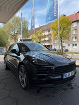 Porsche Macan - pano full - Porsche Macan in Hagen