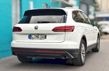 Volkswagen Touareg - 9