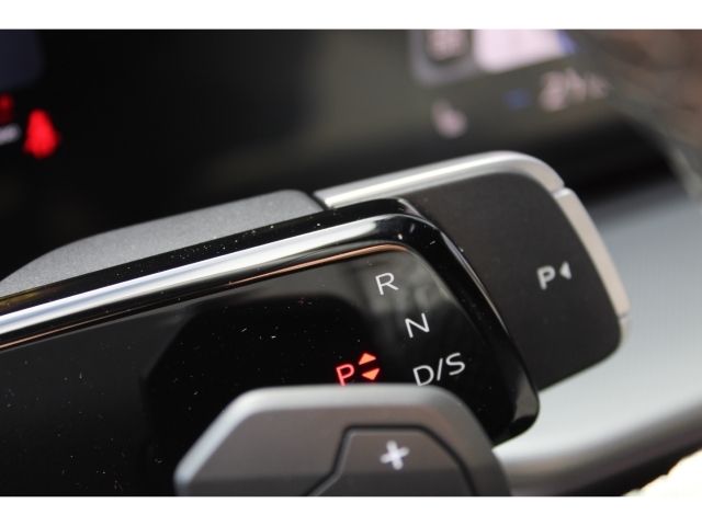 Q3 SUV TFSI MJ 2026 S-tr. - S-line*Tech+*LED*Pri