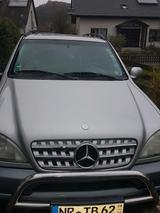 Mercedes-Benz Mercedes ML 320 BENZINER - Mercedes-Benz aus 2000: Geländewagen