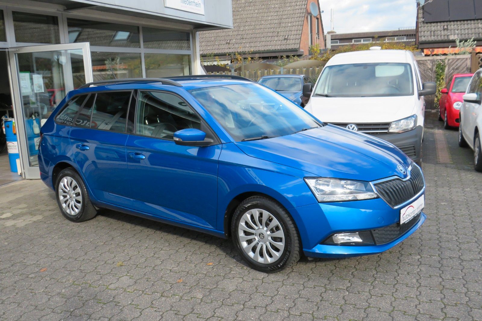 Fahrzeugabbildung SKODA Fabia Combi Ambition SITZH. GRA PDC NAVI APP 1.H