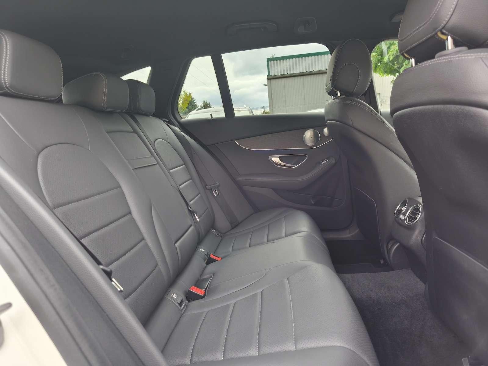 Fahrzeugabbildung Mercedes-Benz C300d T 4Matic Multibeam/Sound/Memory/StandHz