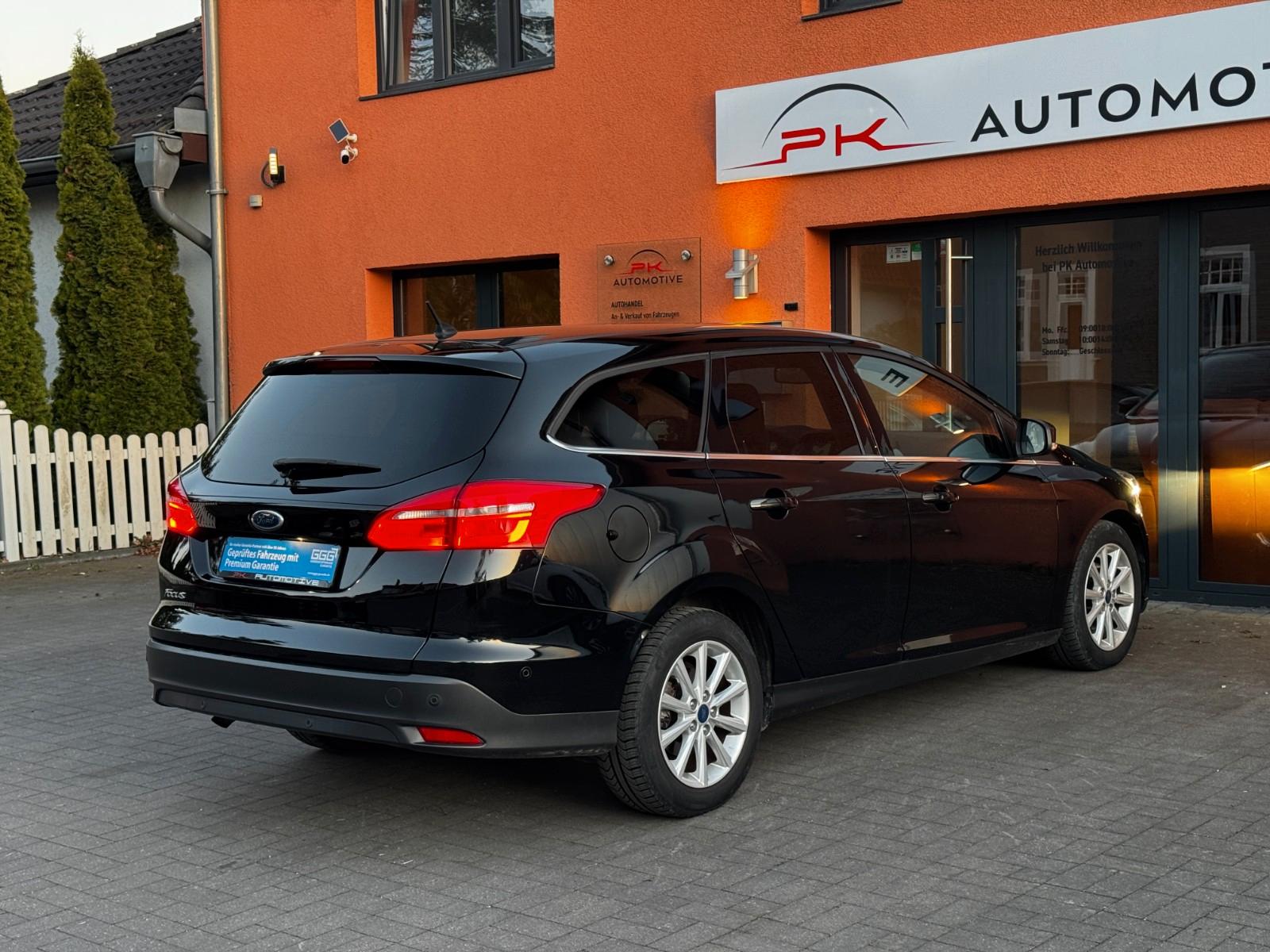 Ford Focus Turnier Titanium - Inkl. Doppel Garantie