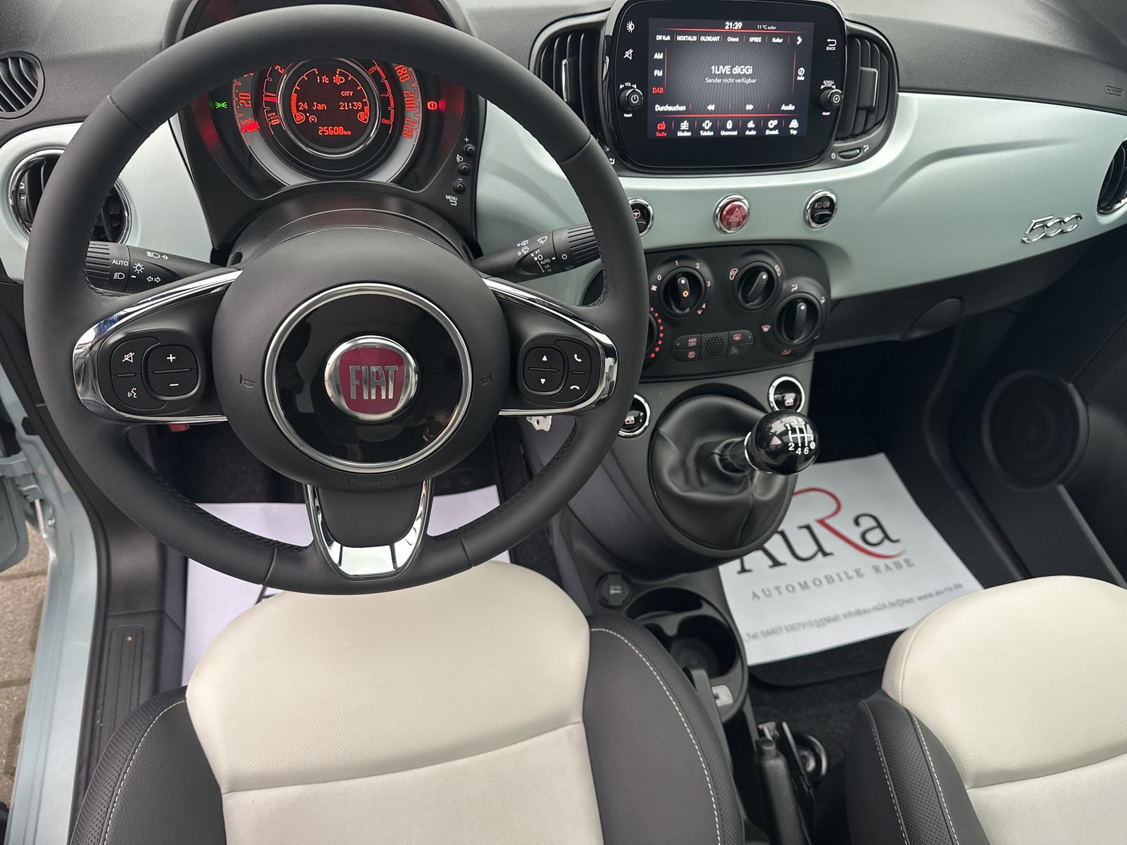Fahrzeugabbildung Fiat 500 1.0 GSE Dolcevita PANORAMA+KOMFORT-PAKET+PP