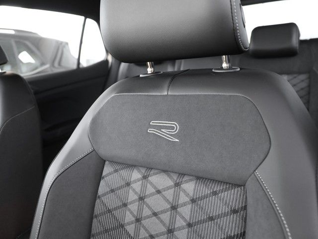 Volkswagen T-Cross - Bild 8