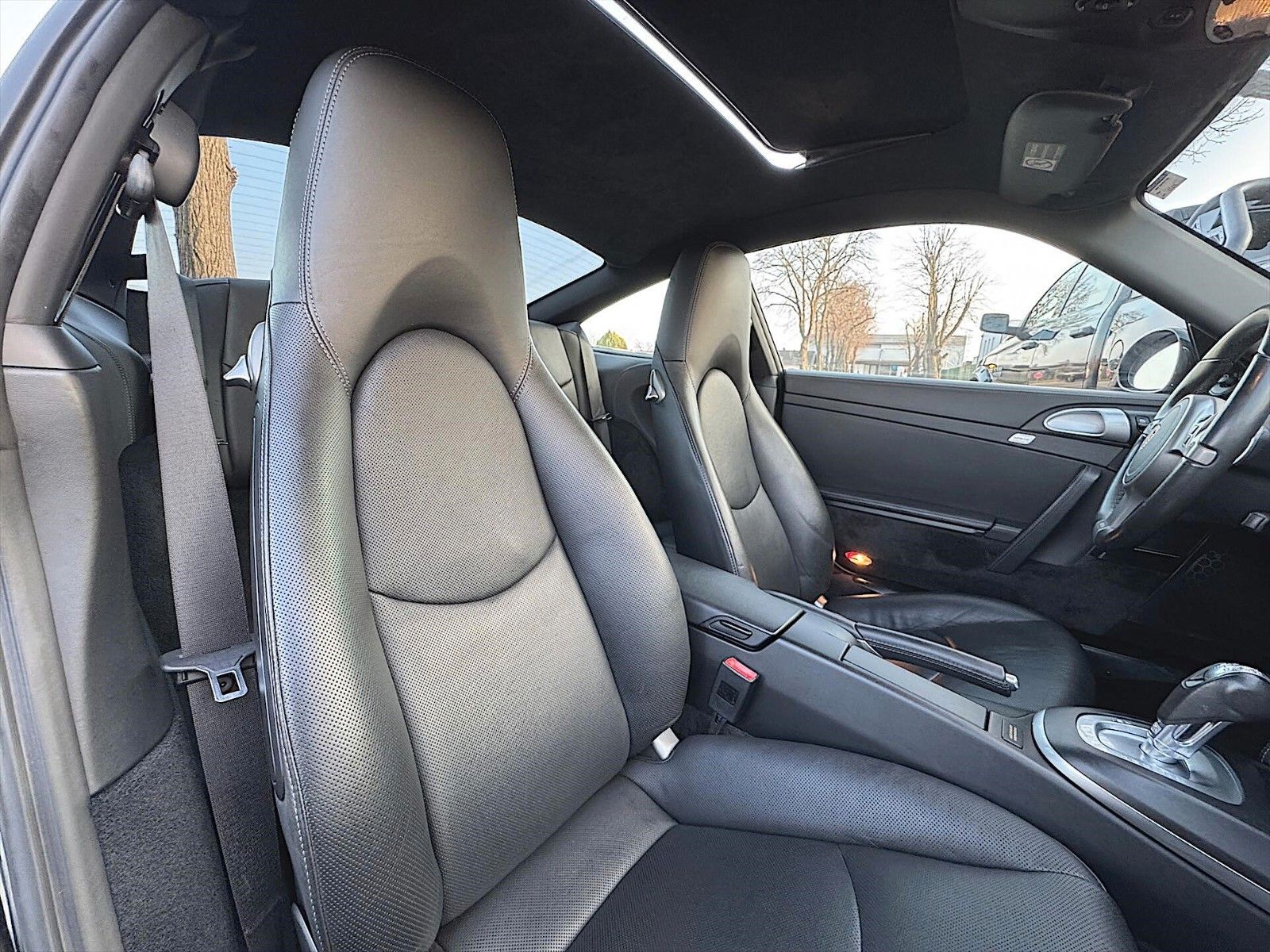 Fahrzeugabbildung Porsche 997.2 911 Carrera S Coupe Sport Chrono Paket  +