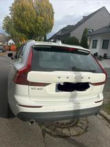 Volvo XC60 D4 AWD Momentum Geartronic Momentum - Volvo XC60 in Herne