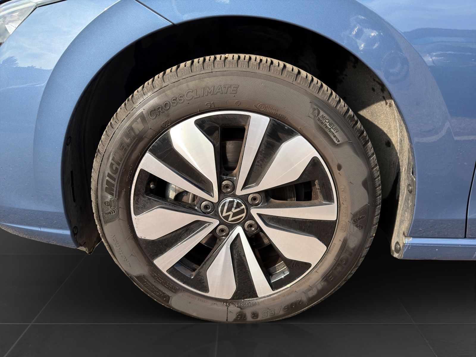 Volkswagen Golf - Bild 7