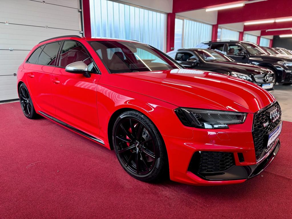 Audi RS4