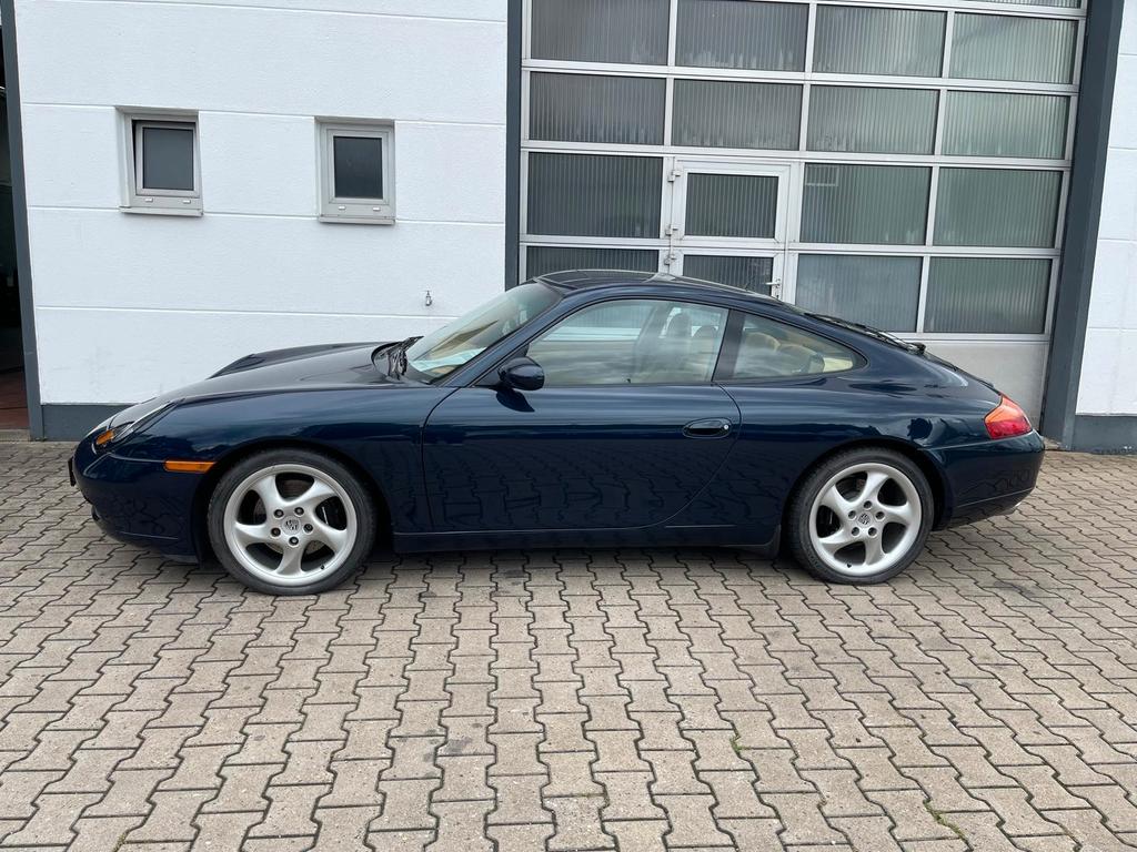 Porsche 996