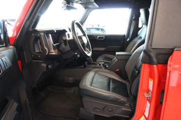 Ford Bronco - 6