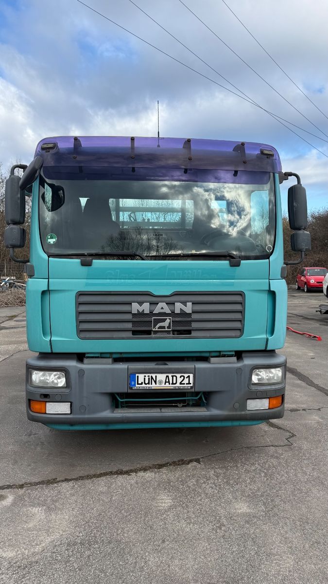 Fahrzeugabbildung MAN 15.240