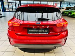 FORD Focus Lim. 1.0 Titanium*LED*Navi*DAB*ACC*