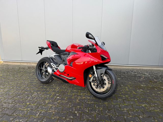 Ducati Panigale V2 - Ducati Red