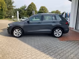 Volkswagen Tiguan 1.5 TSI Elegance Matrix NAVI ALU - Volkswagen Tiguan: Elegance