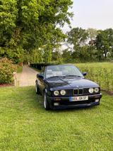 BMW e 30 Cabrio 325 i - BMW 325 aus 1992: 325i